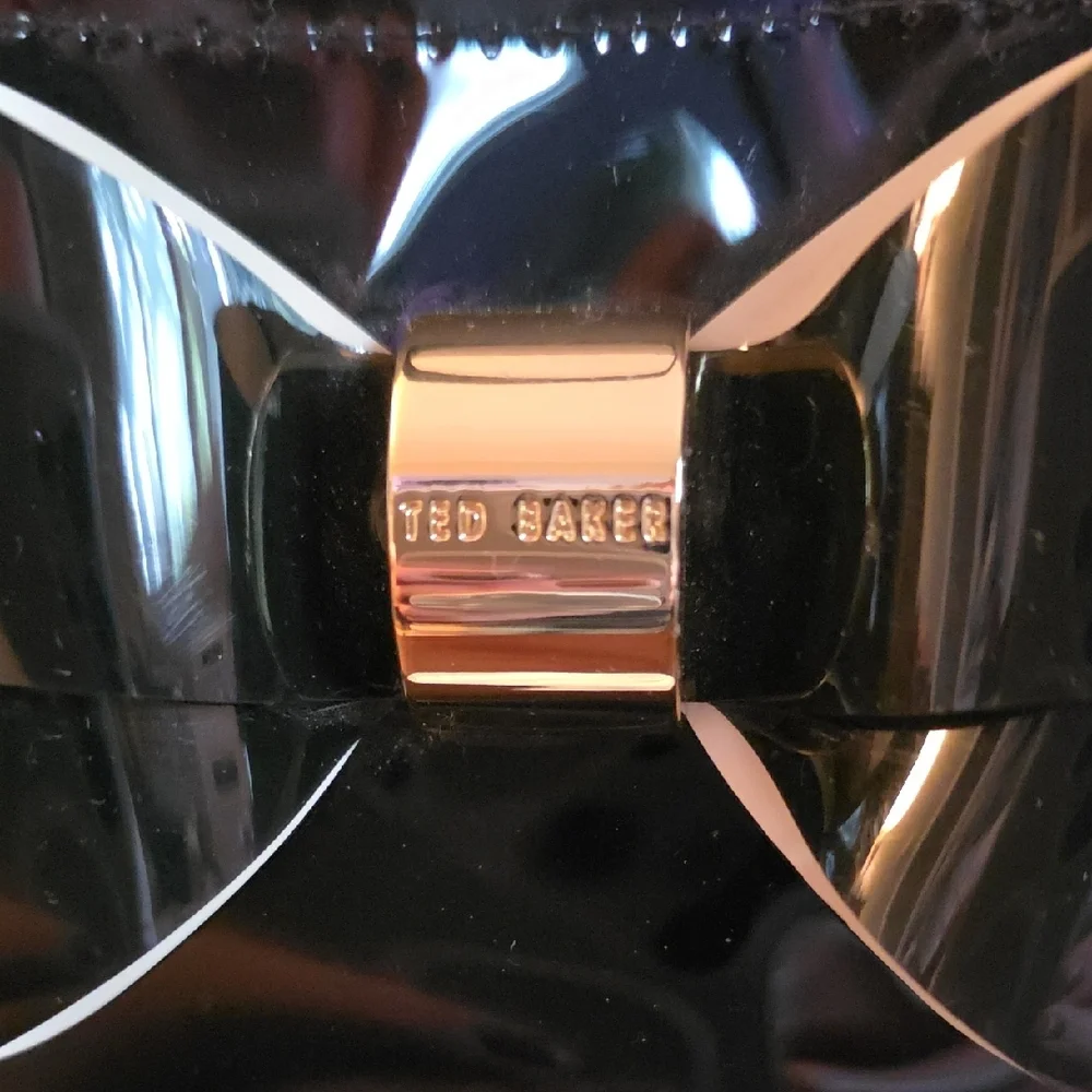 Ted Baker Glossy Black Tote with Bow ๐ค๐ - Picture 2 of 16